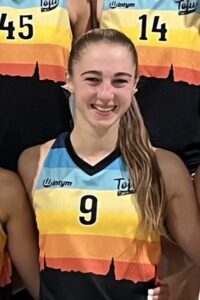 #9 Irati Vallejo