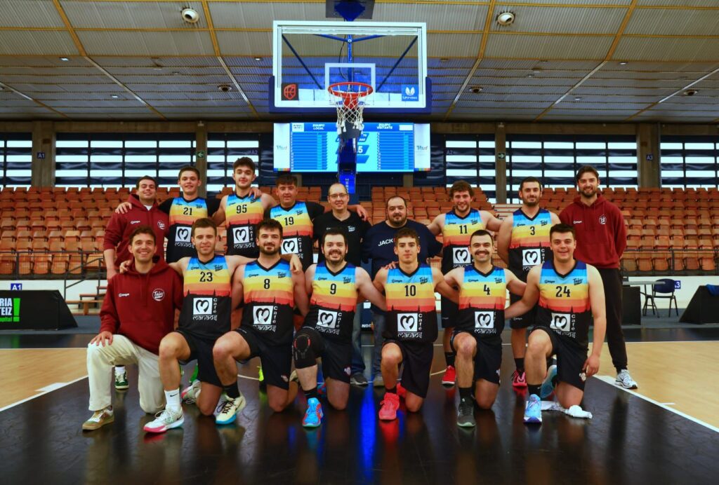 Foto de equipo TOJU B 2025-2026